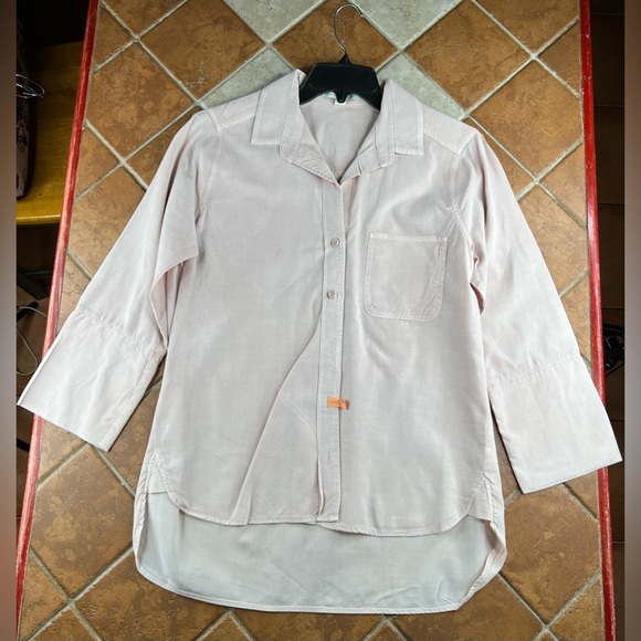 Chelsea & Violet Tencel Point Collar 3/4 Sleeve Top - Picture 7 of 16